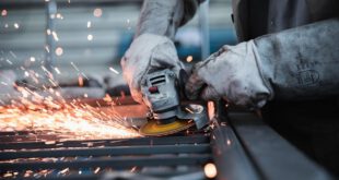 Metal worker 1280